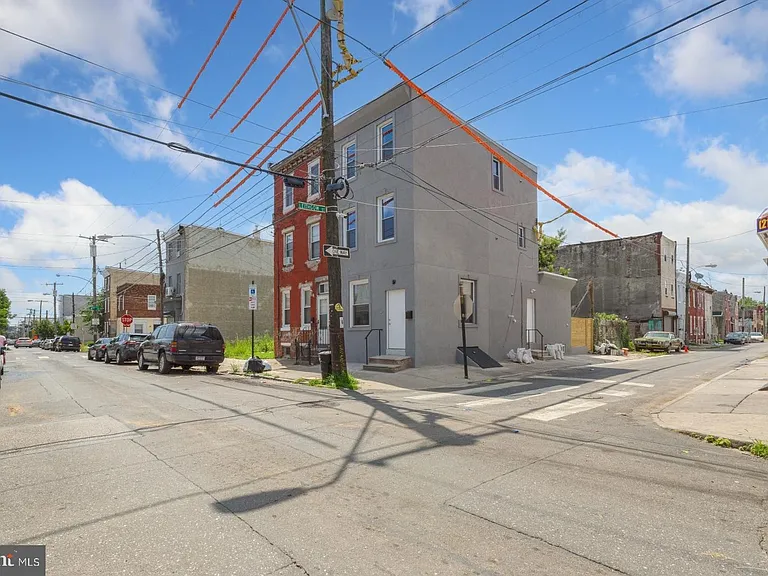 410 Diamond St #1 — Photo 13