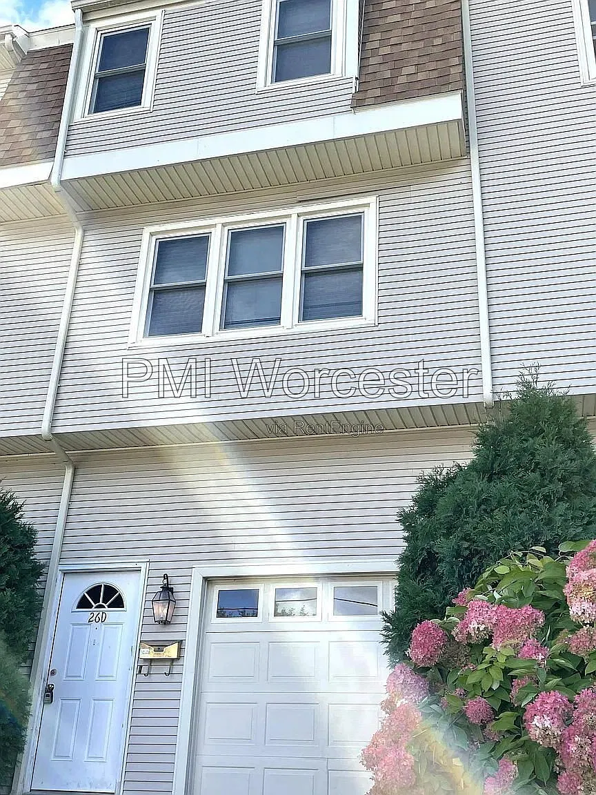 2 bed, 1.5 bath, $2,350 — Photo 2