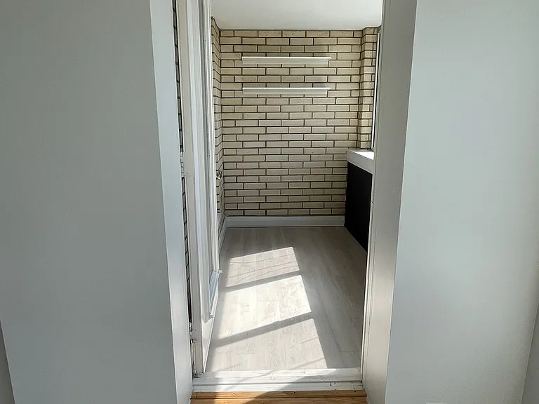 1510 Richmond St #809 — Photo 13