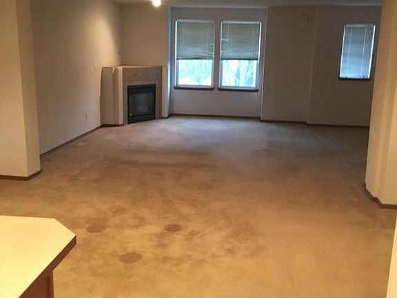 3rd image of 5315 151st Avenue Ct E APT 102