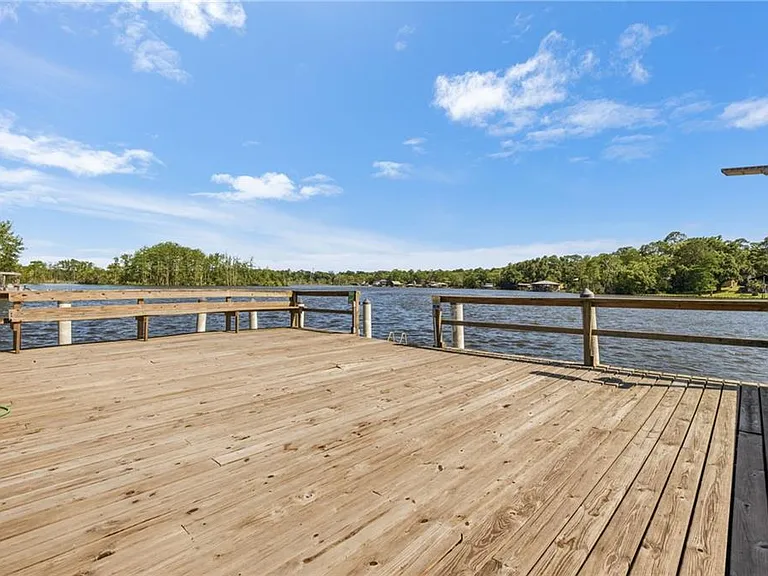 337 Riverbend Dr — Photo 20
