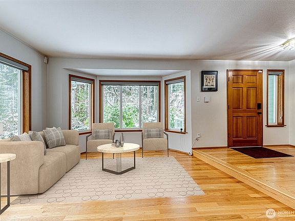 4th image of 22621 95th Avenue SE