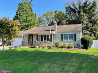 56 E Edgewood Rd, Bordentown, NJ 08505