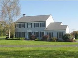 1 Bonnell Rd, Pittstown, NJ 08867