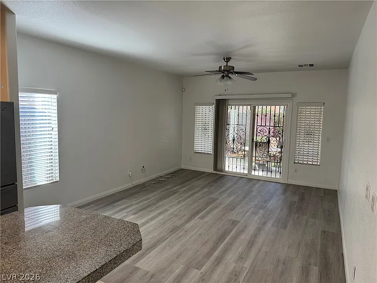 6339 Sharp Rock Ct — Photo 3