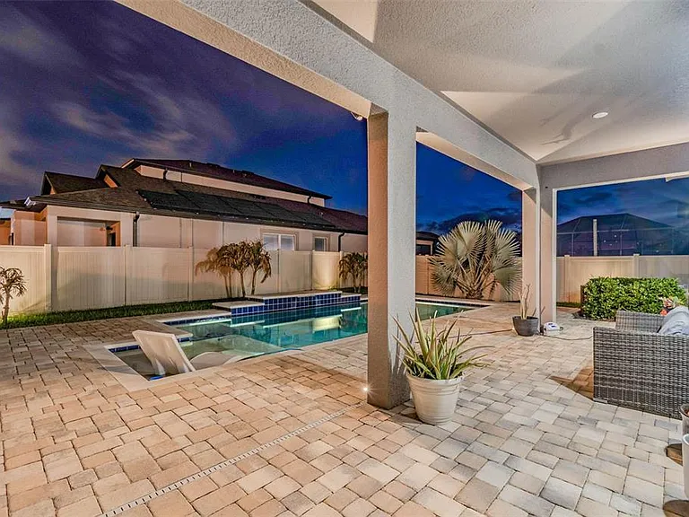 19328 Breynia Dr — Photo 66