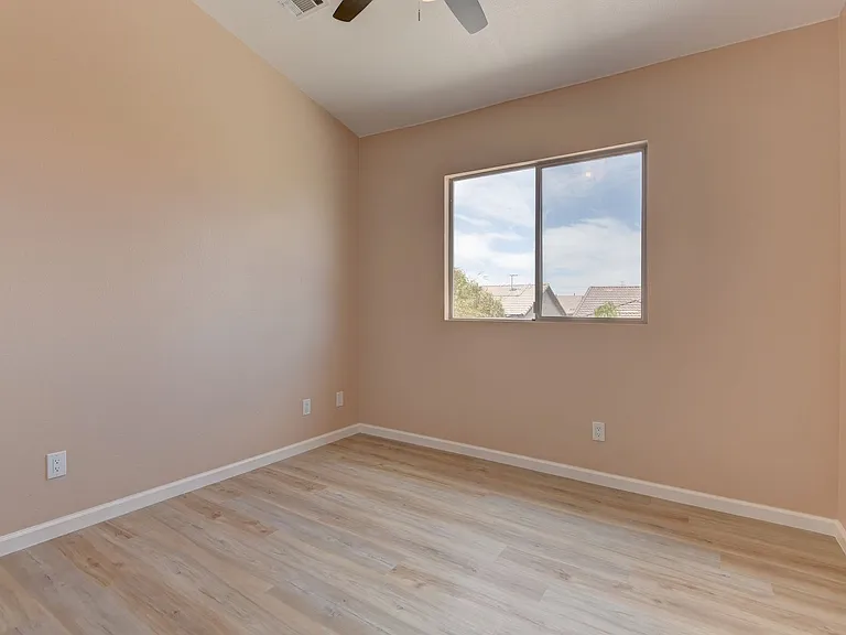 5862 Bluthe Bridge Ave — Photo 25