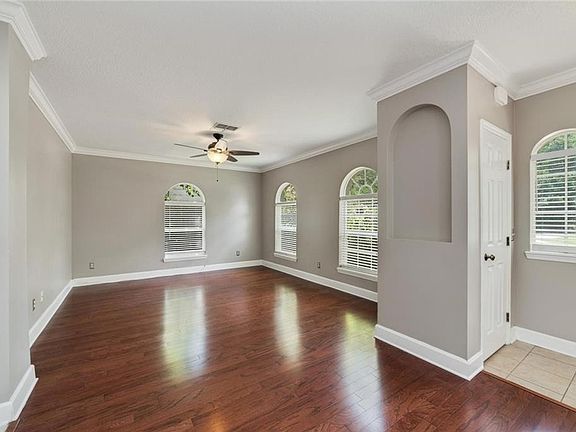 5th image of 1625 Ferris Ave