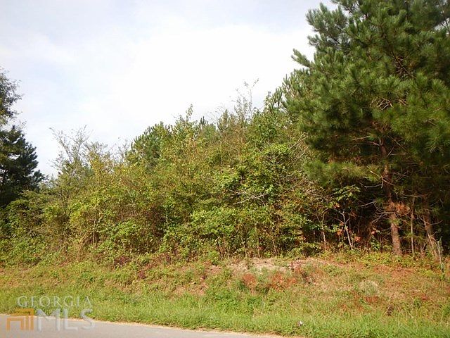 2nd image of 2865 S Dick Creek Rd