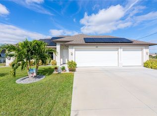 411 NE 8th Terrace Cpe, Coral, FL 33909