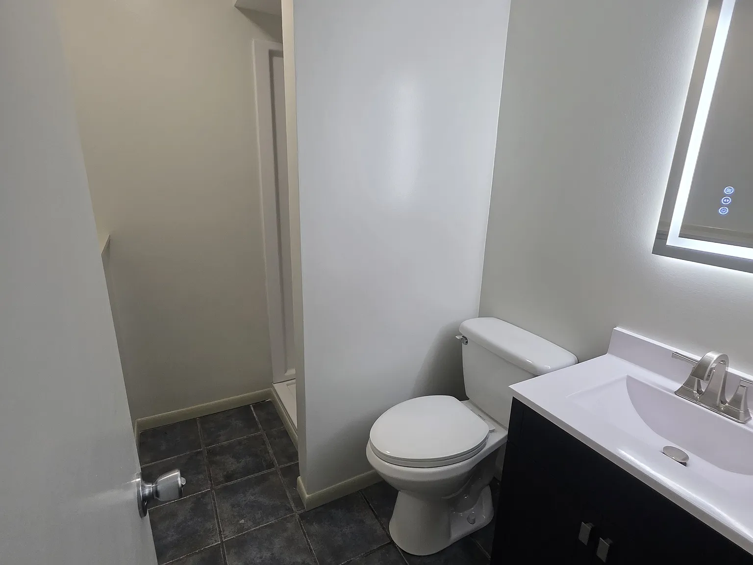 199 Lakeview dr — Photo 4