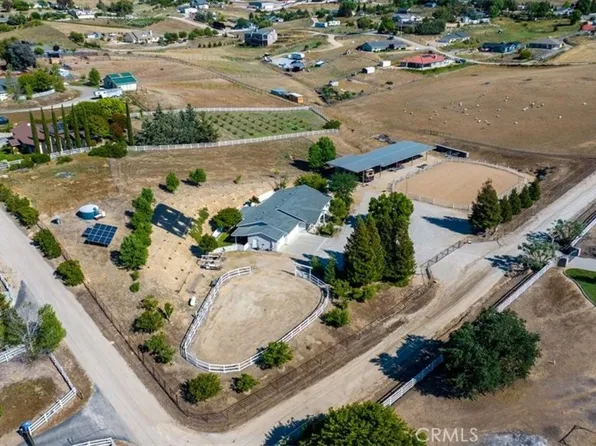 3640 Debonair Dr, Paso Robles, CA 93446