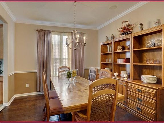 3rd image of 11809 Warbler Ln