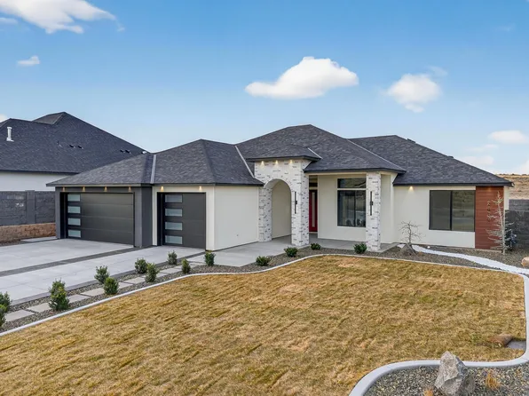 2879 Savanna Ave, Richland, WA 99352