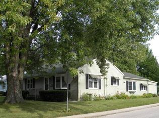 1011 Frank St, Galesburg, IL 61401