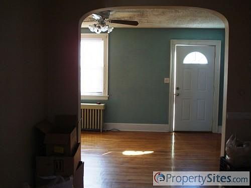 3rd image of 2617 Bapaume Ave