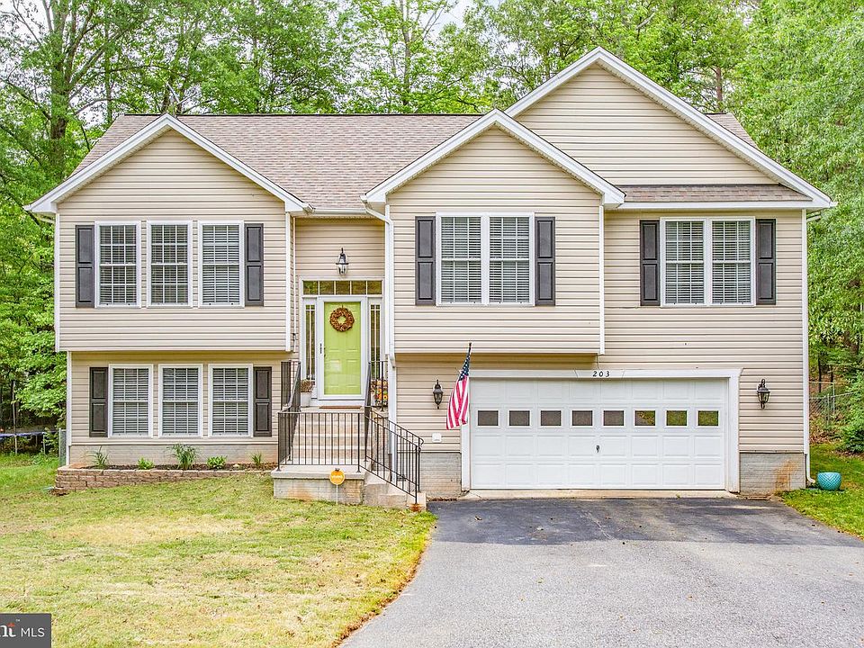 1st image of 203 Spotslee Dr