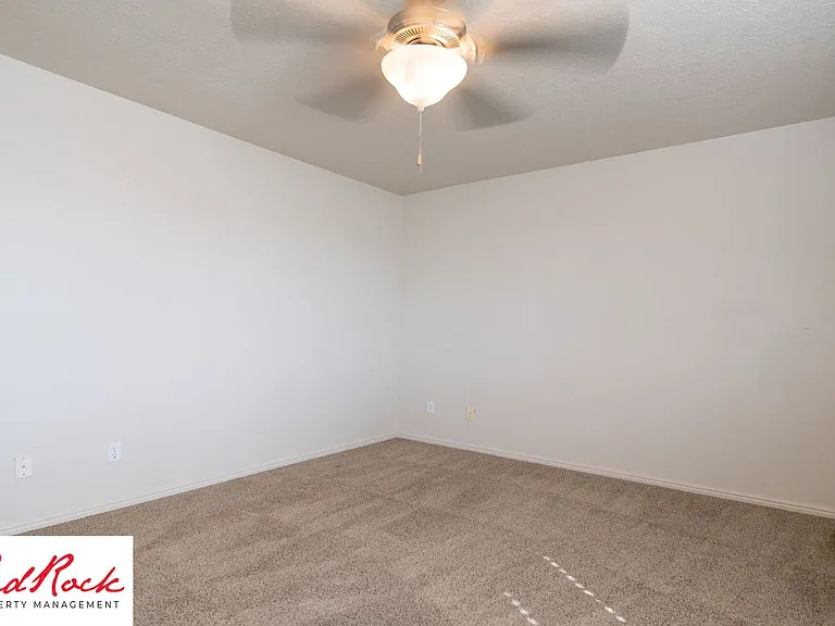 Fourplex - 620 W Evans Ridge — Photo 84