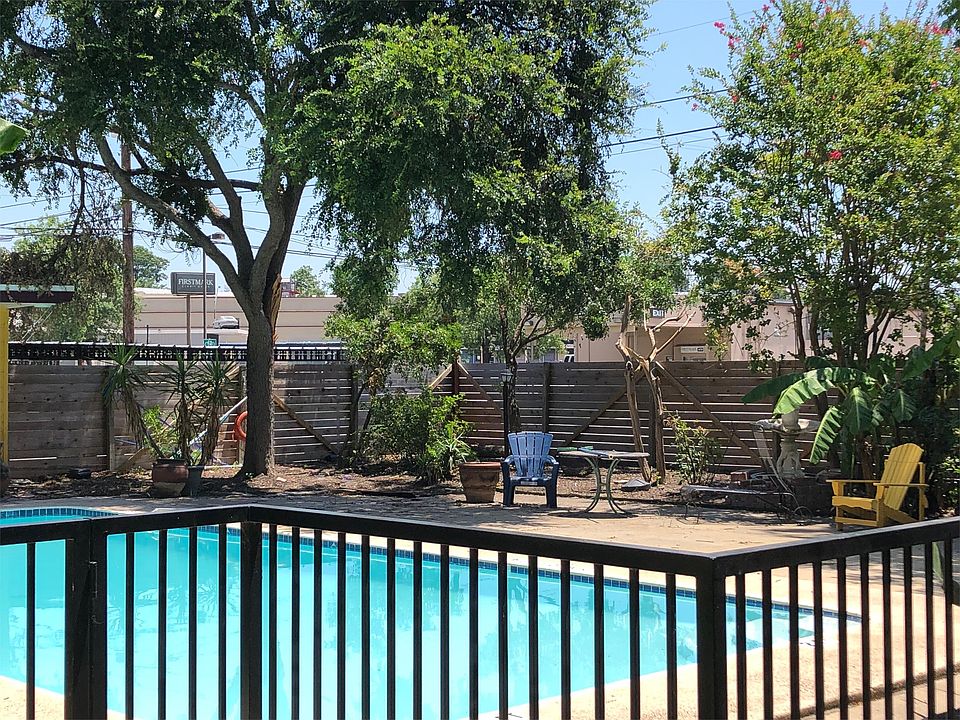 1st image of 1803 W Gramercy Pl APT 3F