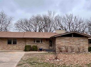 312 N Apple Ave, Newkirk, OK 74647