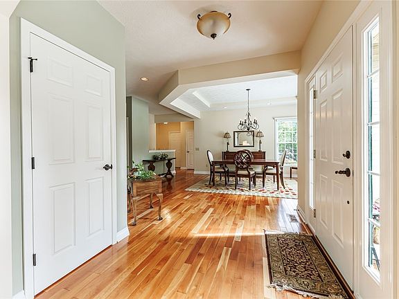 5th image of 1162 Durham Ct