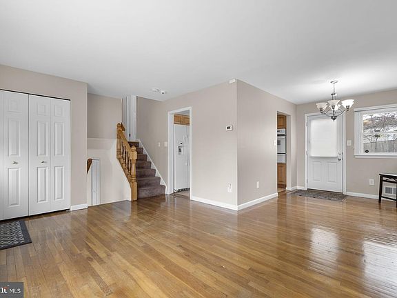 4th image of 3008 Hardy Ave