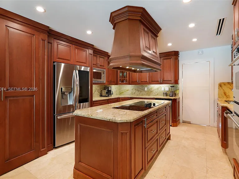 7322 Vistalmar St — Photo 15