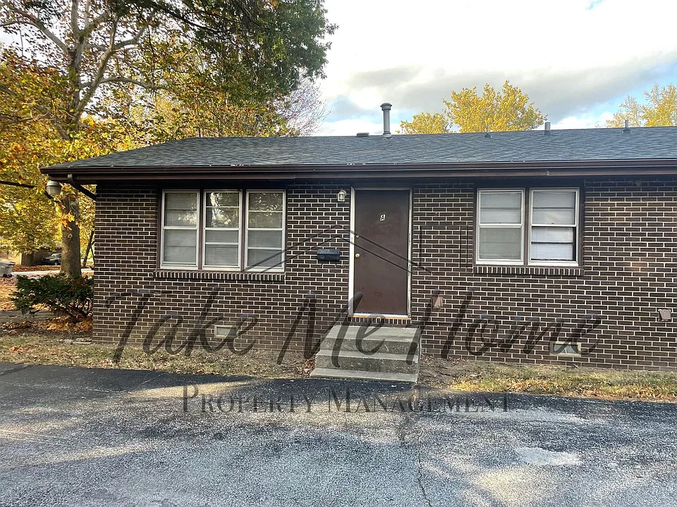 526 N Lone Pine Ave #A