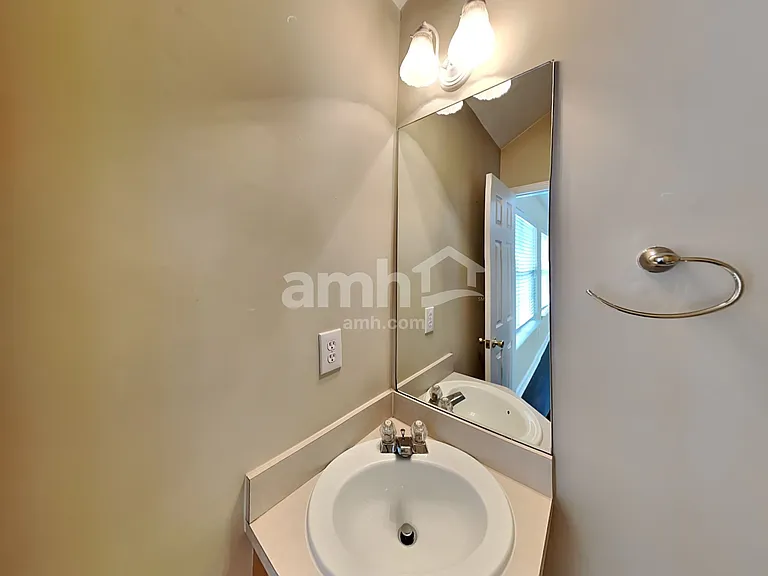 214 Woodland Way — Photo 10