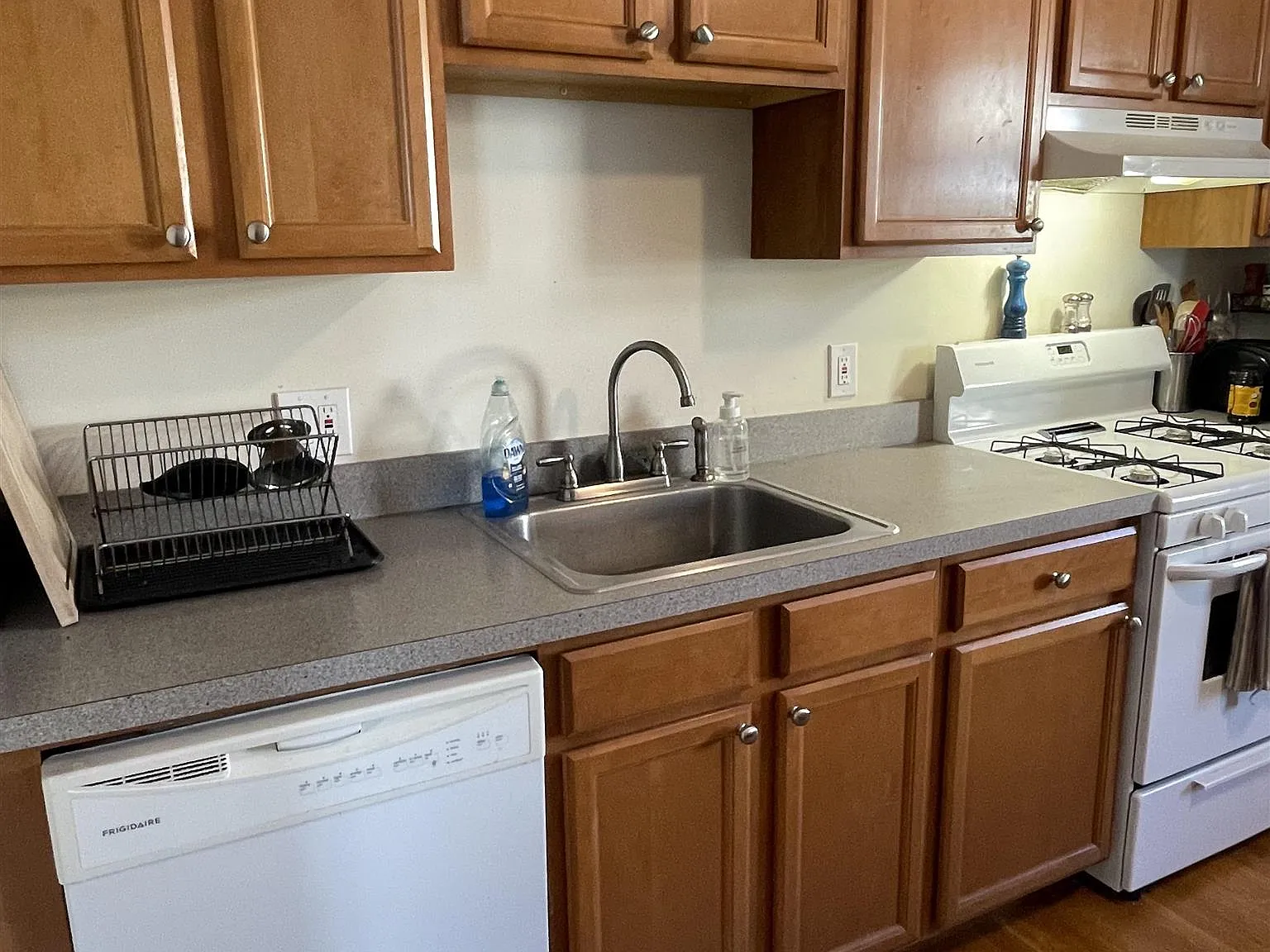 2 bed, $3,500 — Photo 3