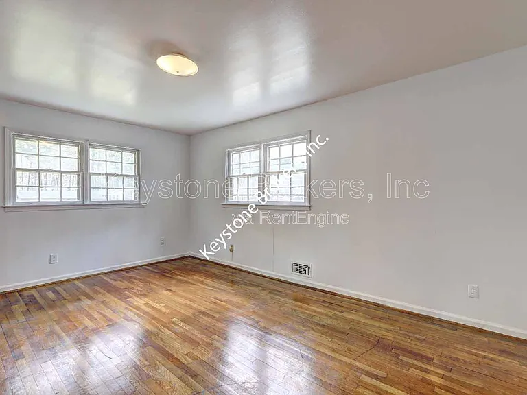 3635 Las Olas Dr — Photo 7
