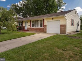 15 Brookfield Ct, Cherry Hill, NJ 08034