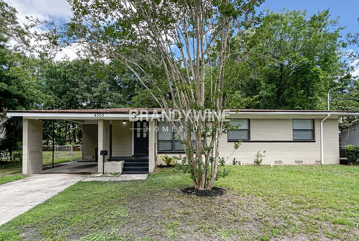 4503 Anvers Blvd — Photo 2