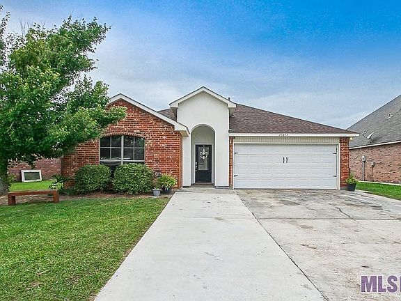 2nd image of 26077 Avondale Ct