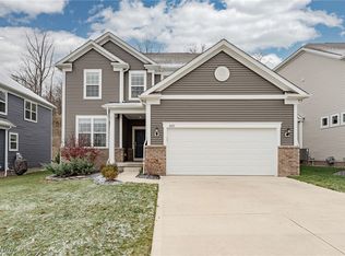 8671 Tahoe Dr, Macedonia, OH 44056