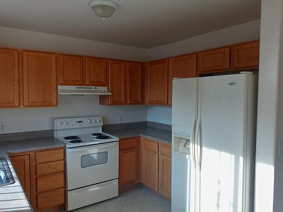 3rd image of 2876 N Chante Ct