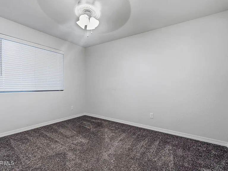 917 Airship Pl — Photo 29