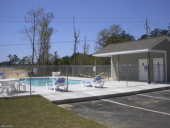 3rd image of 4513 COUNTRY CLUB #C105