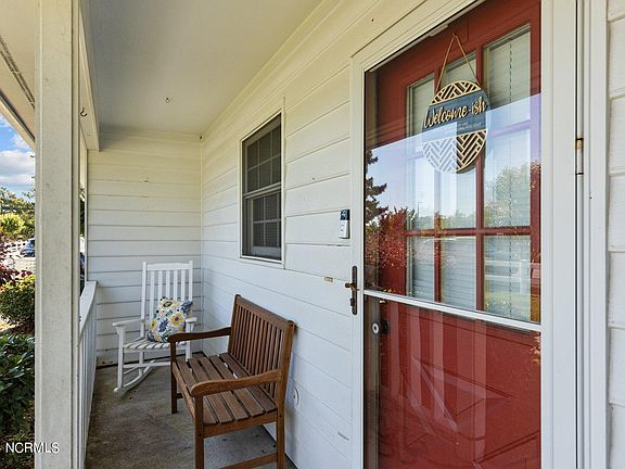 4th image of 3905 Guardian Avenue #A2