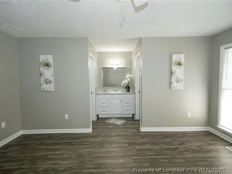 6801 Kingsgate Dr — Photo 5
