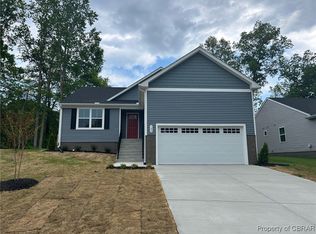 180 Highgate Dr, Hartfield, VA 23071