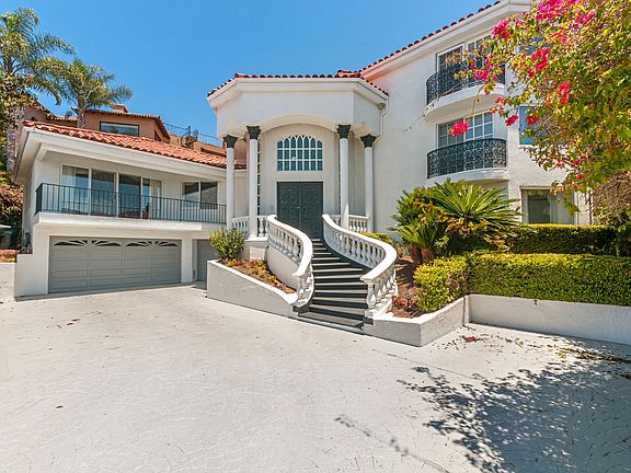 3rd image of 5587 La Jolla Mesa Dr