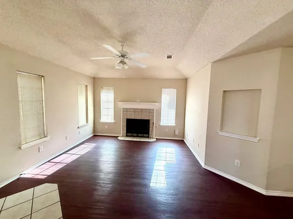 3106 110th, 3106 110th St Unit B, Lubbock, TX 79423