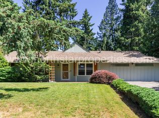 6315 SW Dawn St, Lake Oswego, OR 97035