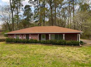 1007 Sallie Sue Dr, Marshall, TX 75672