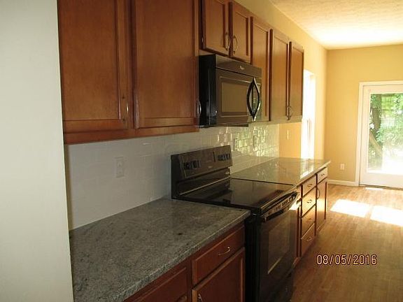 4th image of 5945 Clipper Landing Dr