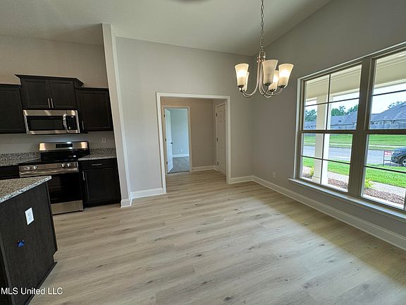 4th image of 3418 Oodie Ln