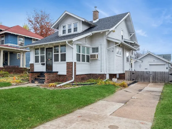 1727 2nd Ave SE, Cedar Rapids, IA 52403
