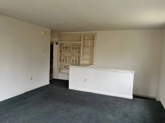 1 bed, 1.0 bath, $575 — Photo 3