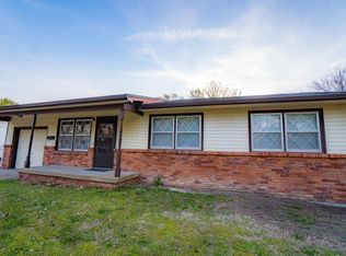 2436 S Bennett Ave, Wichita, KS 67217